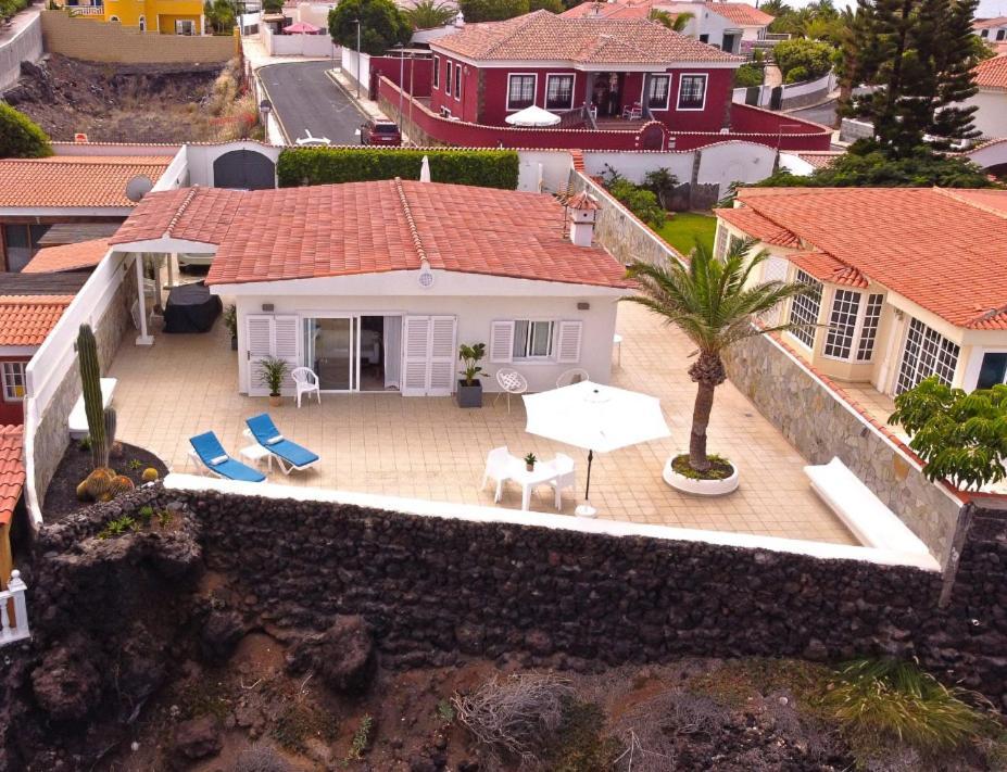 Beachfront Villa And Pool Puerto de Santiago  Exterior foto