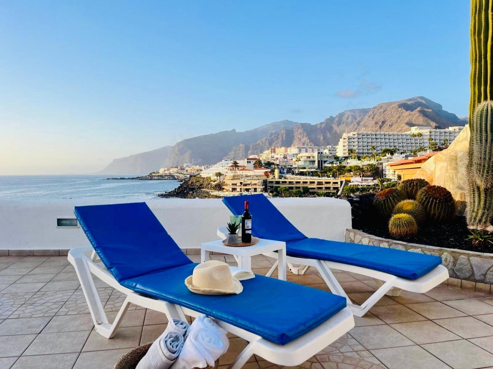 Beachfront Villa And Pool Puerto de Santiago  Exterior foto